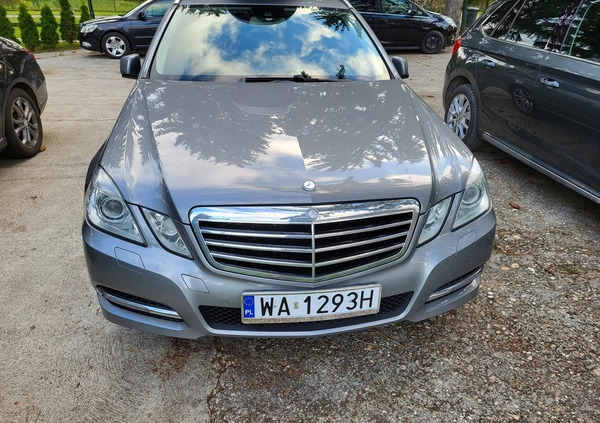 Mercedes-Benz Klasa E cena 50900 przebieg: 147212, rok produkcji 2013 z Warszawa małe 667